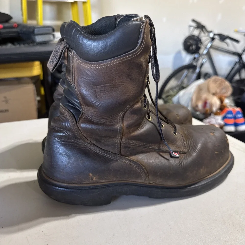 Red Wing 2203 Steel Safety Toe Work Boots Mens Size 11